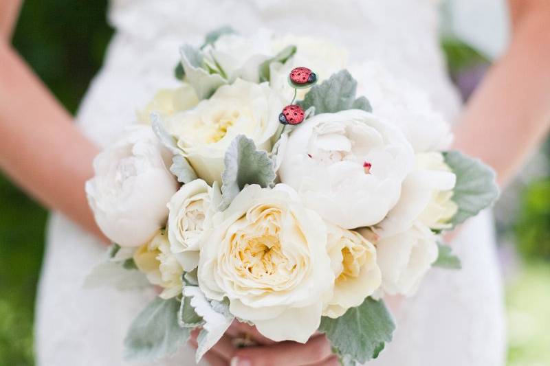 Sweetness & Light Floral Design | Photo Credit: Michelle Warren