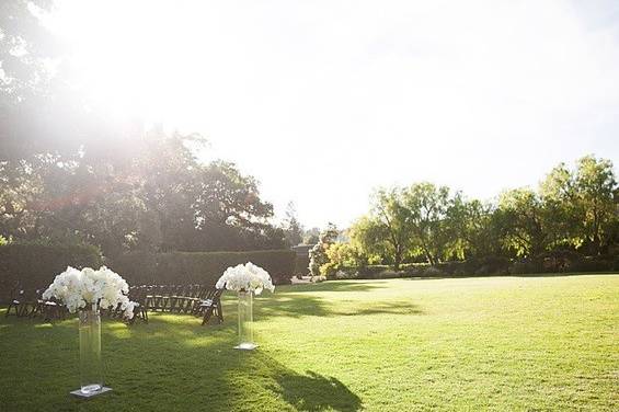 Outdoor wedding space