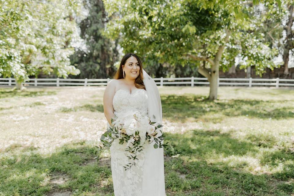 Lovely Bride Arielle