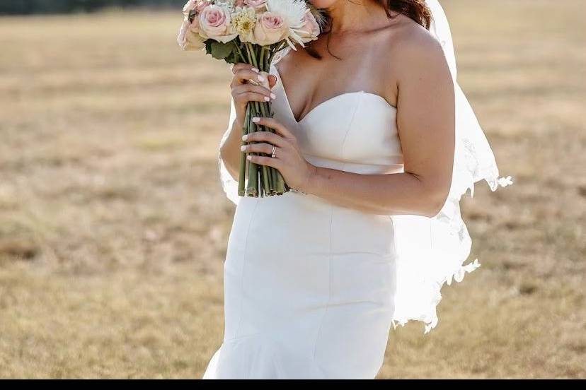 Bride Roxana Alvarez