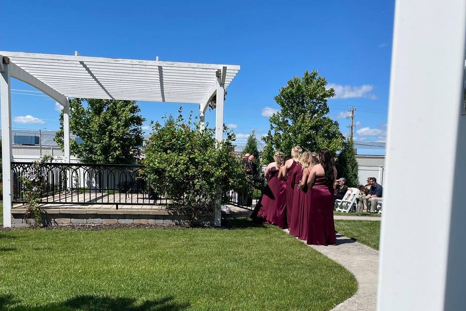 Bridemaids at the Pergala