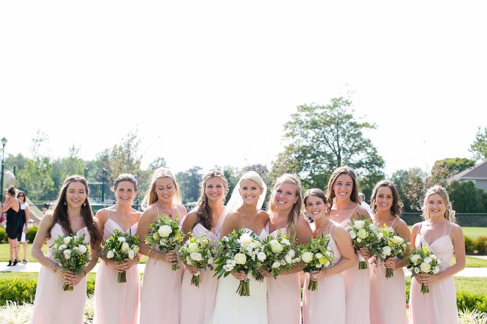 Bridesmaids bouquets