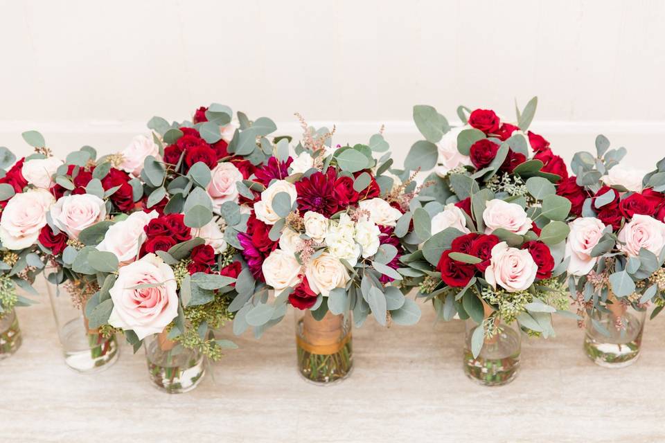 100 Red Roses BOUQUET Austin Florist: Malina Flowers - Flower Delivery in  TX