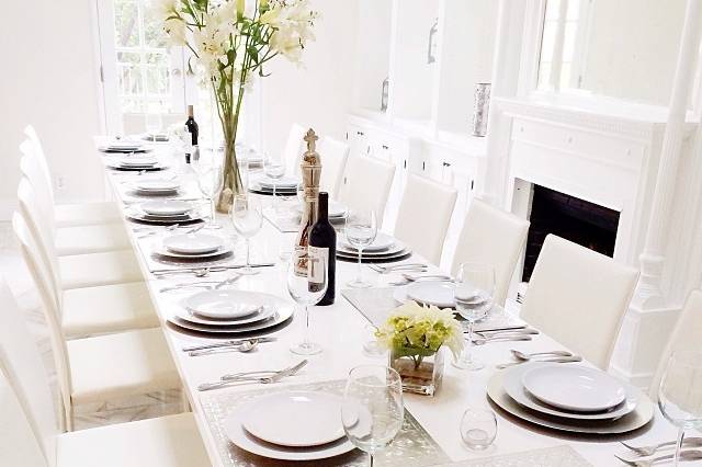 Private dining table setting