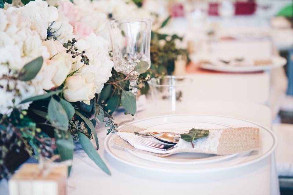 Table setting and floral decor