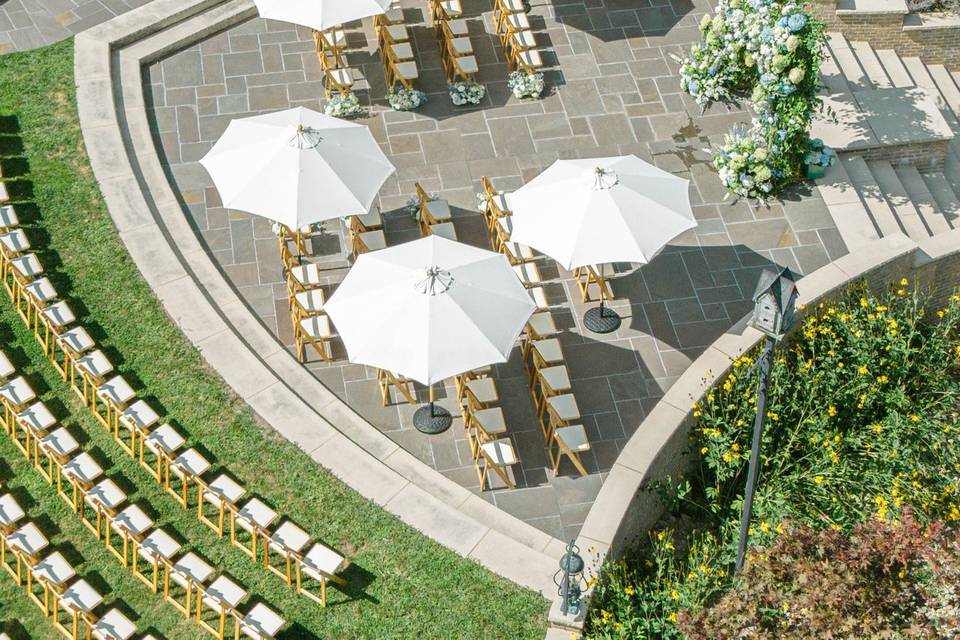 Breathtaking Ceremony