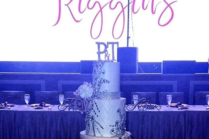 4 tier glam