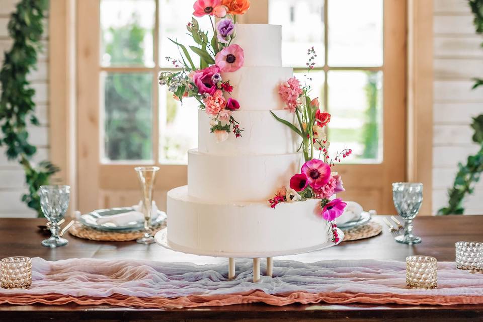 Wedding Cake Inspiration Gallery - Bride St. Louis