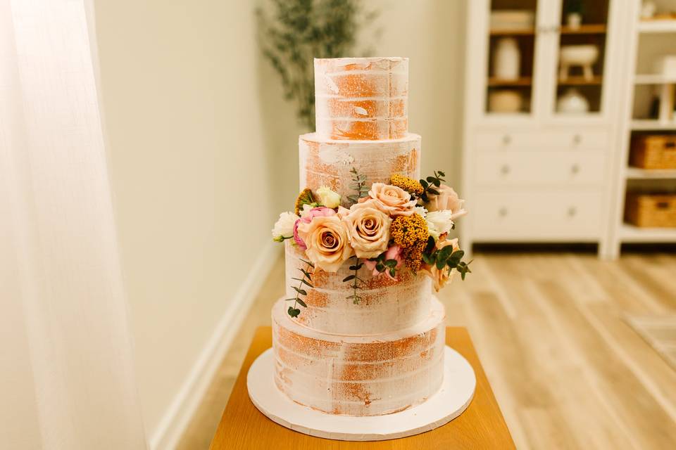 4 tier large naked cake