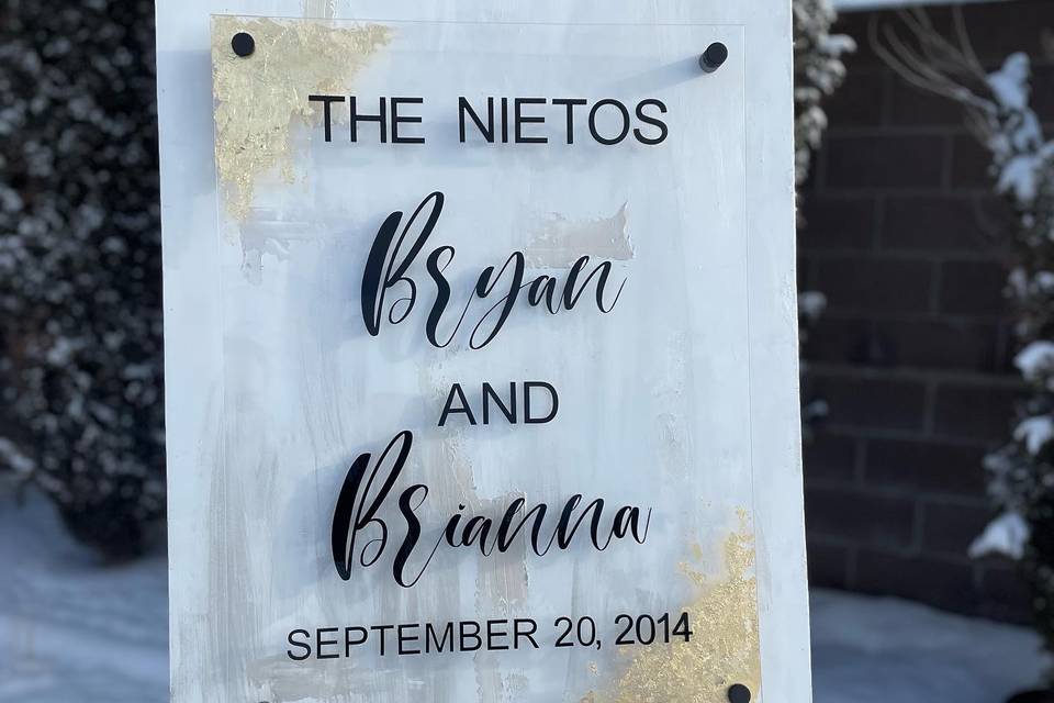 Personalized wedding sign