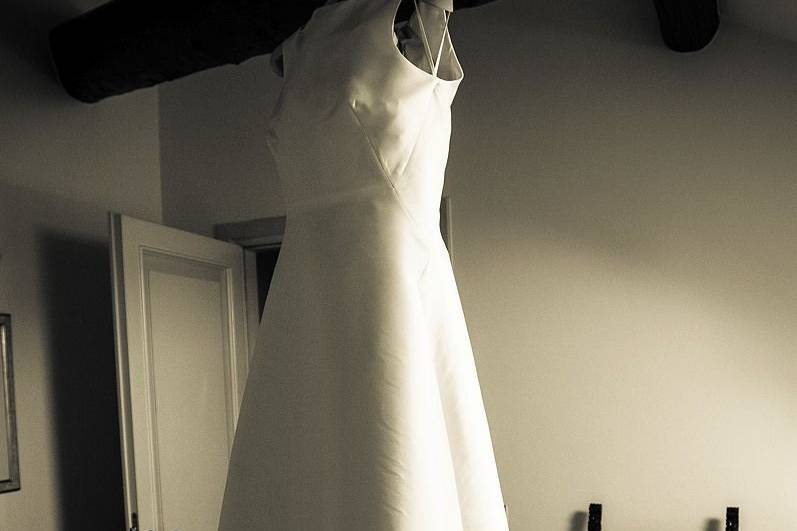 The bride's dress details