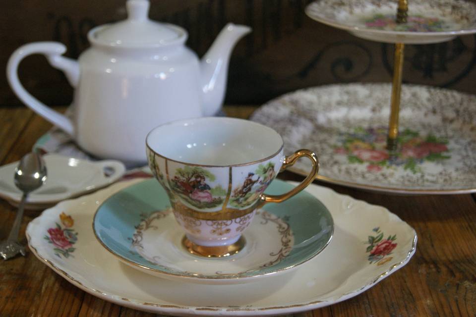 tabletop decor- vintage china