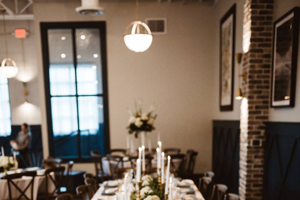 Head Table Garland