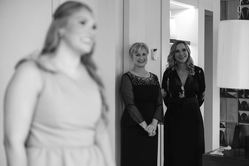 Candid Getting Ready Moment