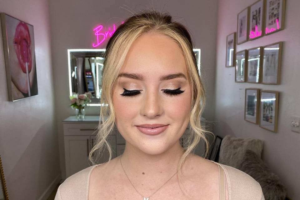 Full Glam Makeup