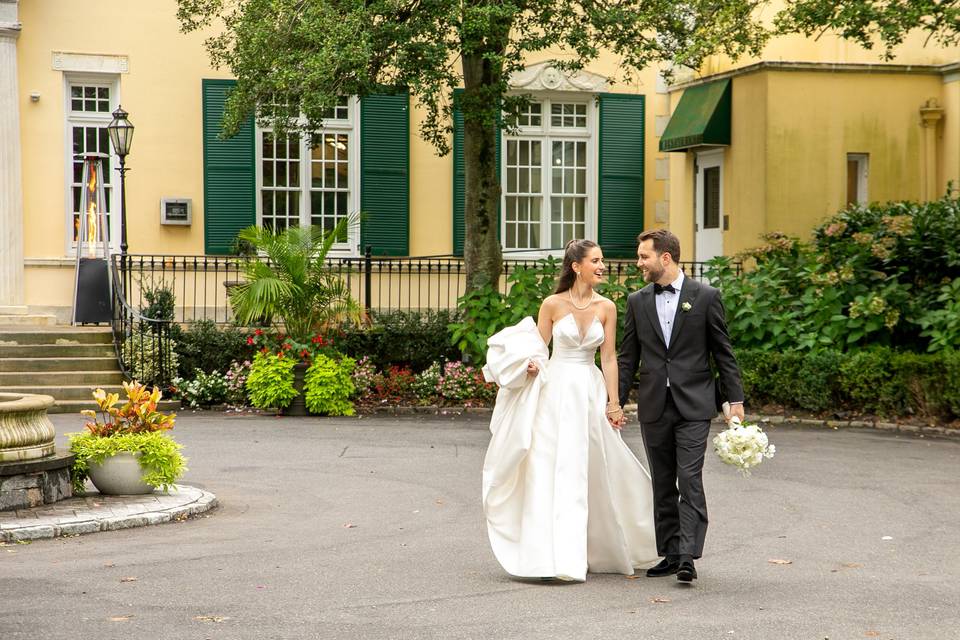 Mansion At Oyster Bay