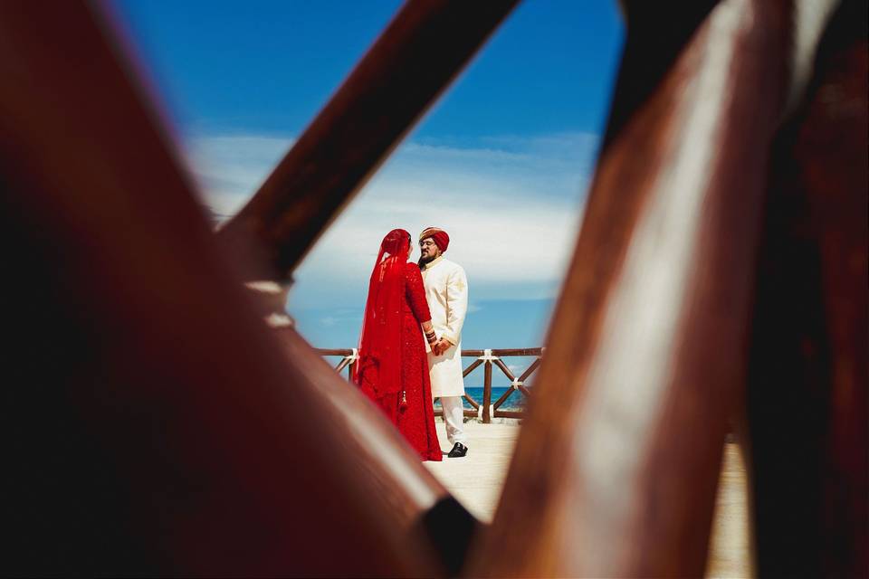 Isla Mujeres Wedding couple