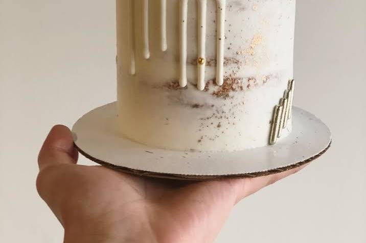 Mini Minimalist Cake