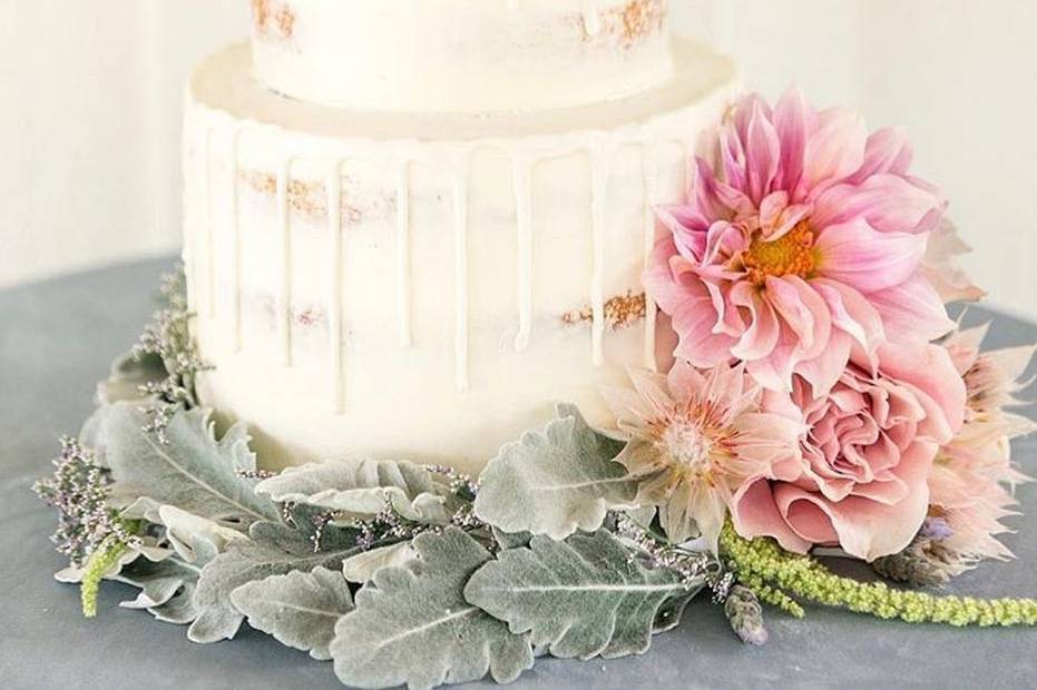 Semi-Naked Flower Cake