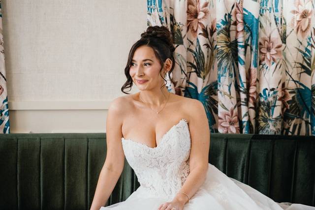 Bridal hair & makeup