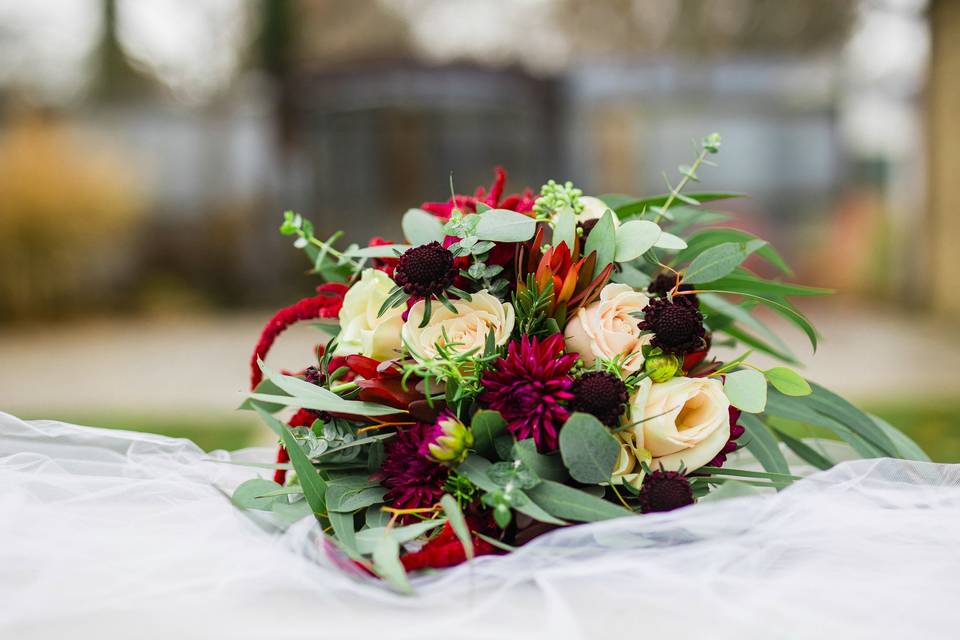 Fall bridal bouquet