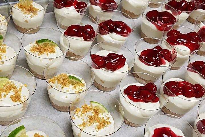 Assorted cheesecake cups