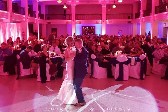 Pink lights for the first dance