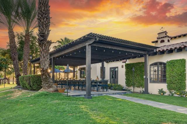 Outdoor Dinning