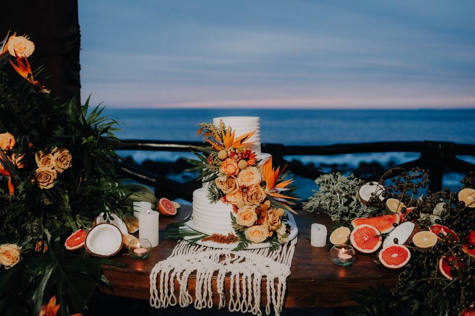 Wedding cake set up