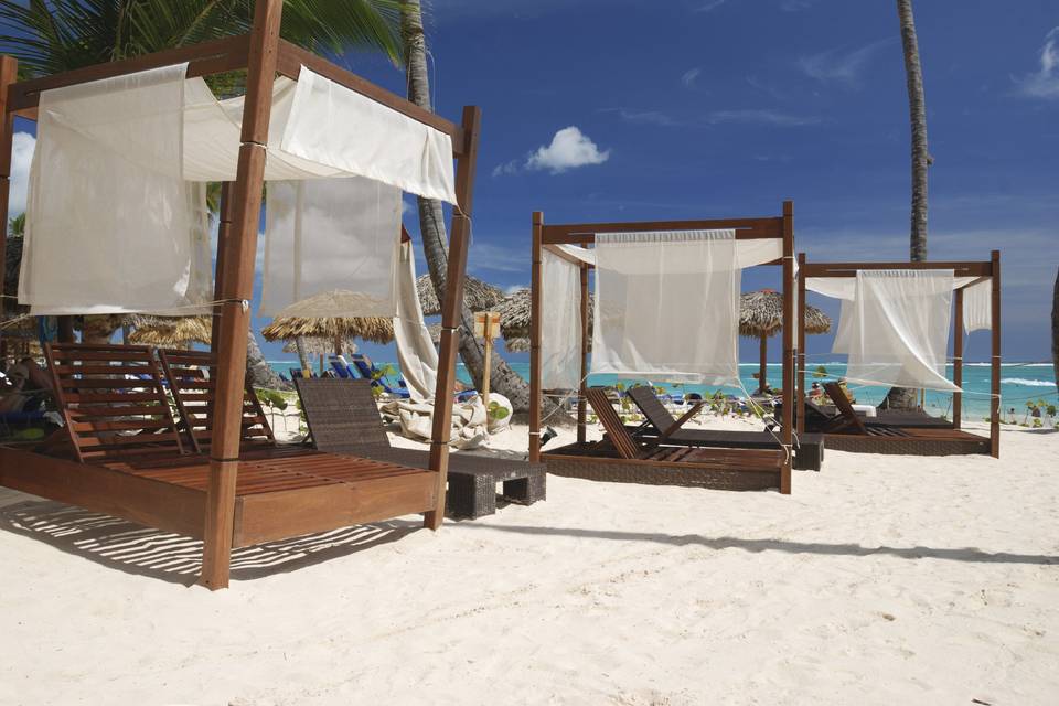 Ecuatours Corporate & Leisure Travel Group