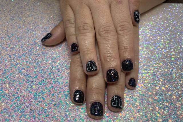 Hard Gel Overlay with Design