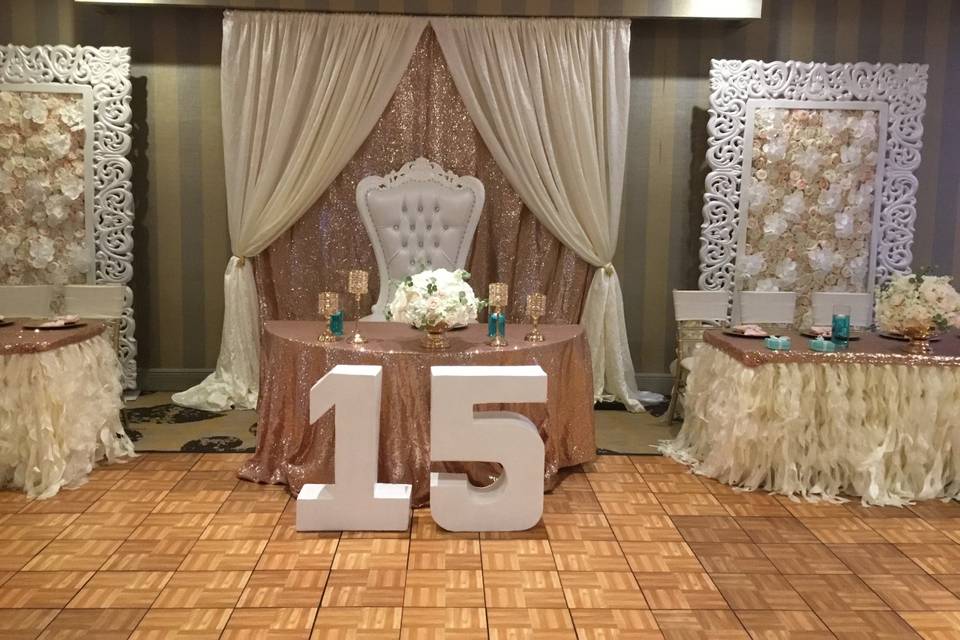 Elegant Head Tables
