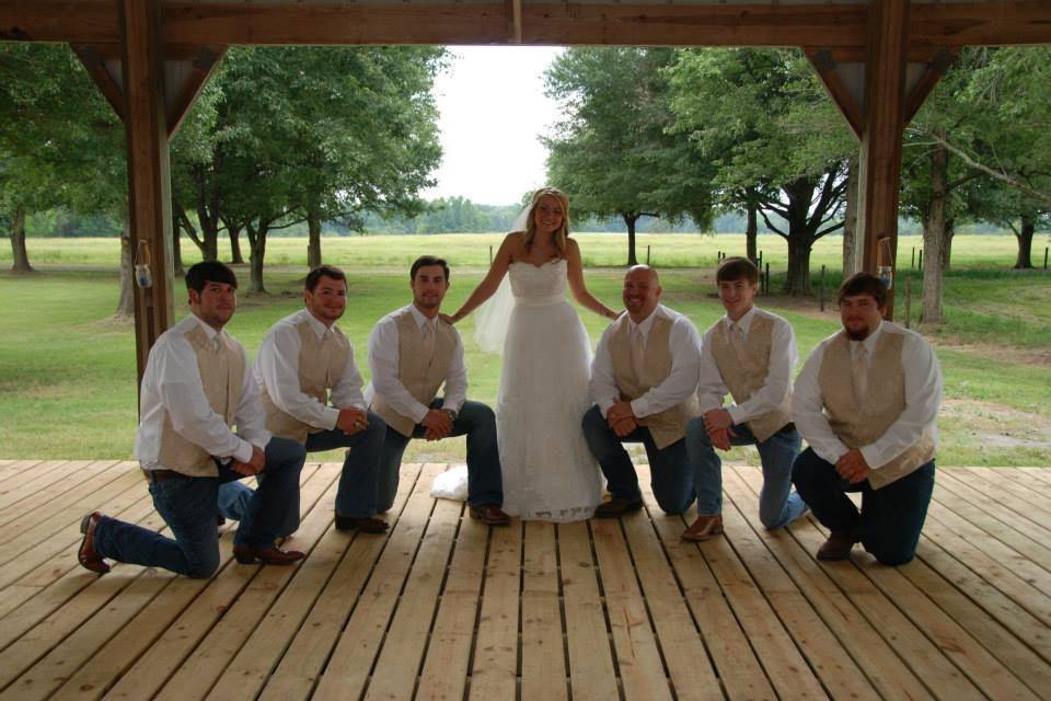 Bride with the groomsmen