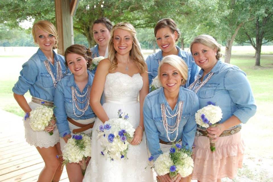 Bride with the groomsmen