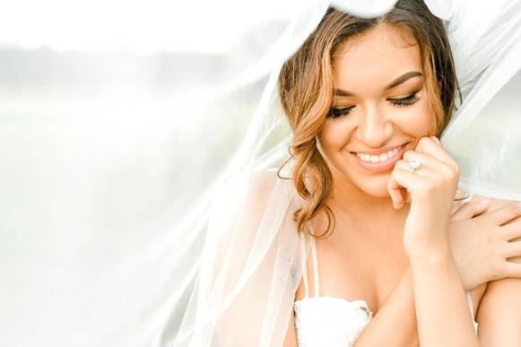 Kelli Tyler Photography - Beautiful bride