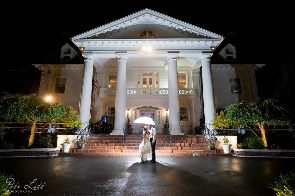 A New Years Eve Wedding at The Briarcliff Manor