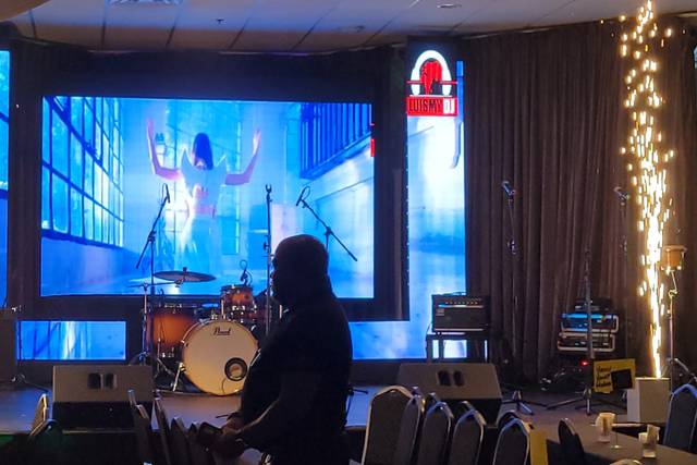 STAGE
