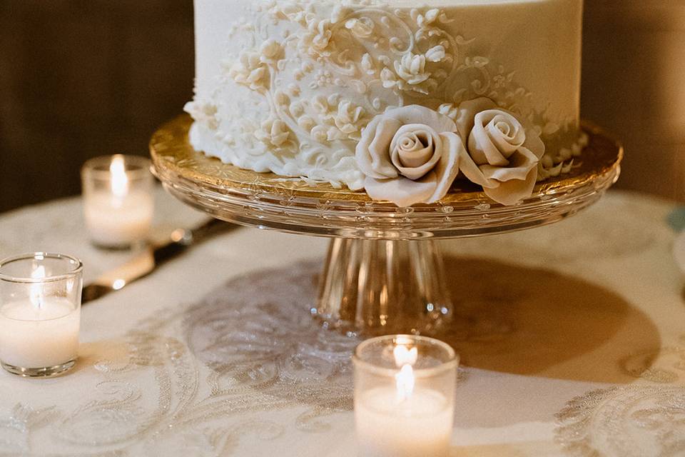 Cake display