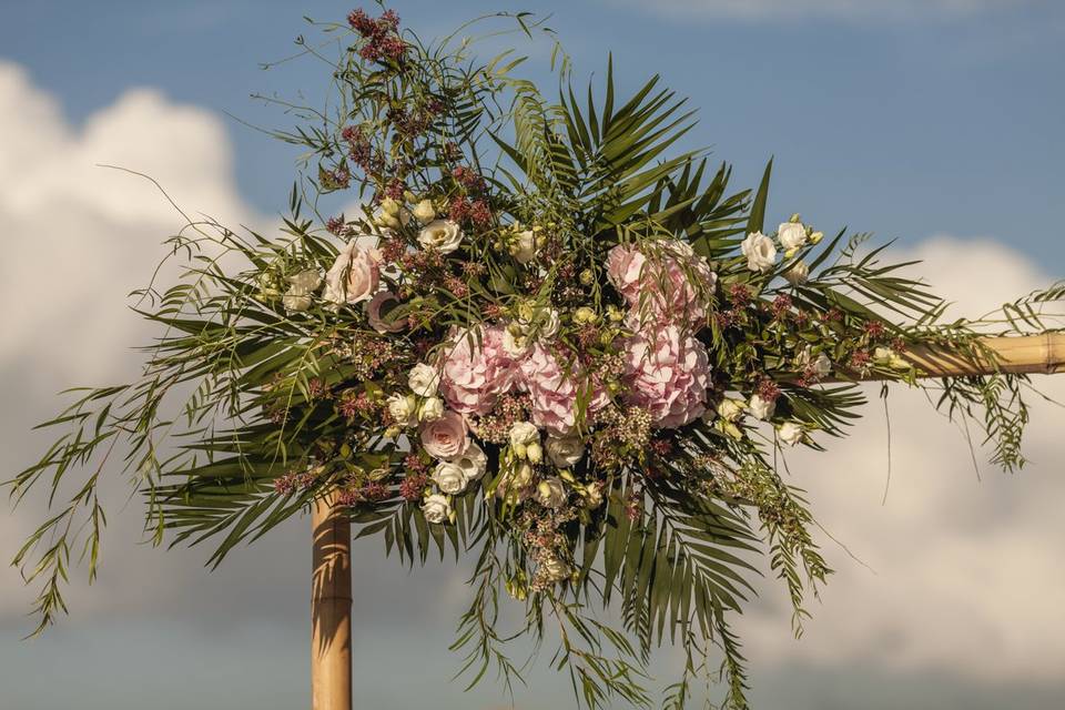 Ceremony arch