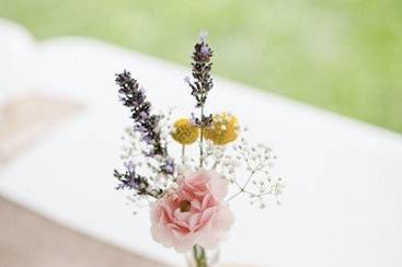 Oakes Fields Wedding Florist