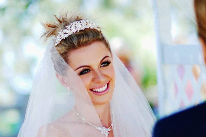A beautiful bride on the Santa Monica Bluff in Santa Monica, CA.