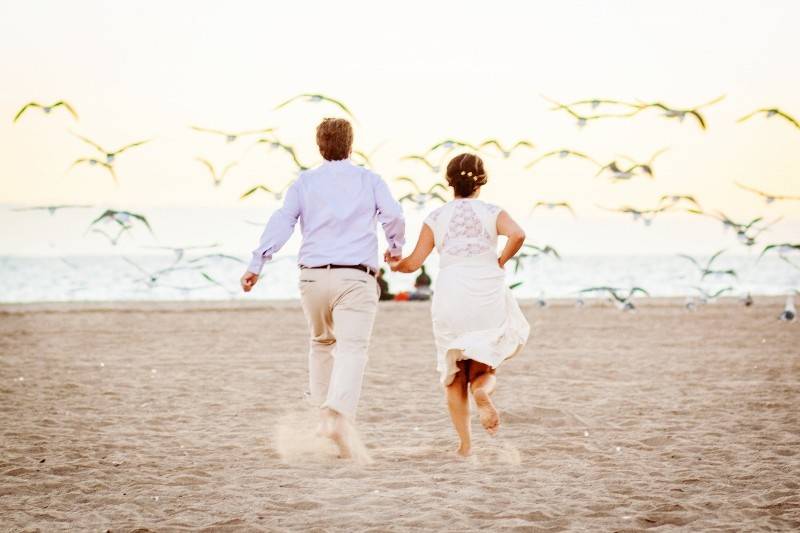 Los Angeles Beach Weddings