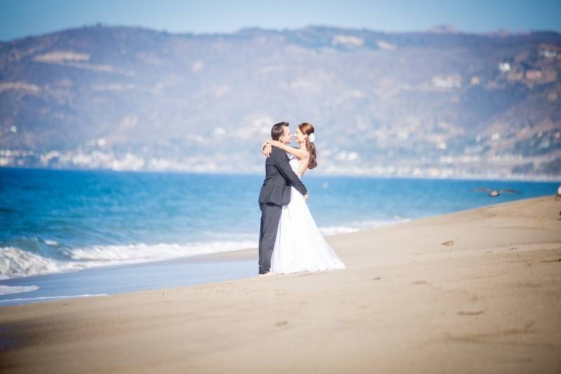 Los Angeles Beach Weddings