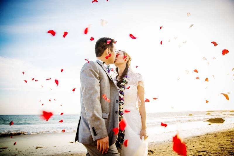 Los Angeles Beach Weddings