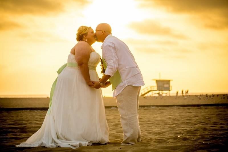 Los Angeles Beach Weddings