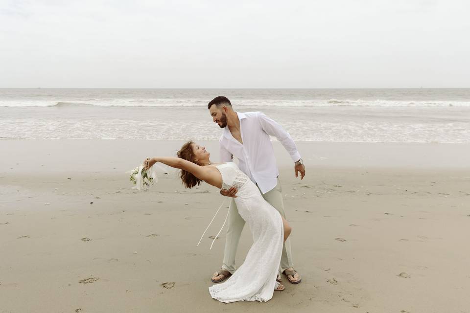 Los Angeles Beach Weddings
