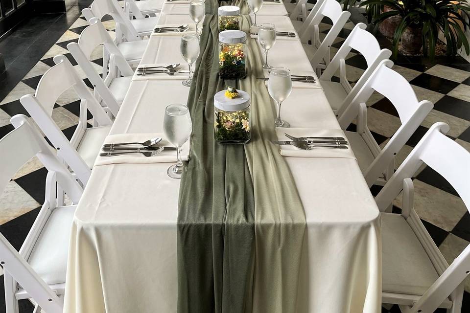 Full service catering tables