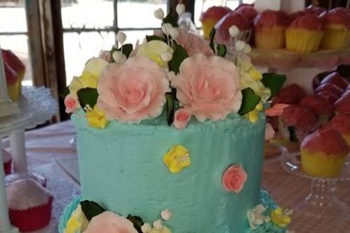 2 tier with sugar flowers