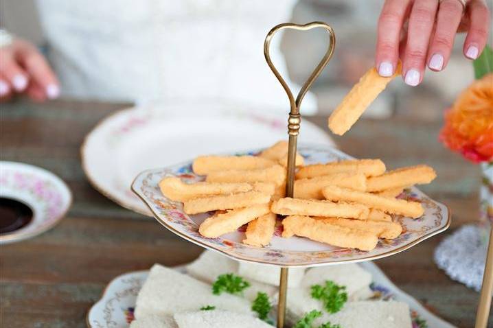 Nibble on 2 tiered vintage cake stand