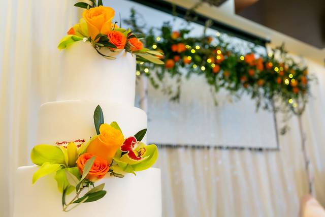 Cake decor